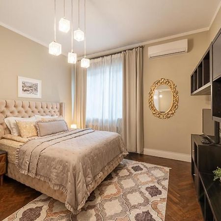 3 Bdr - Top Center Artistic Apartment - 115 M2 София Экстерьер фото